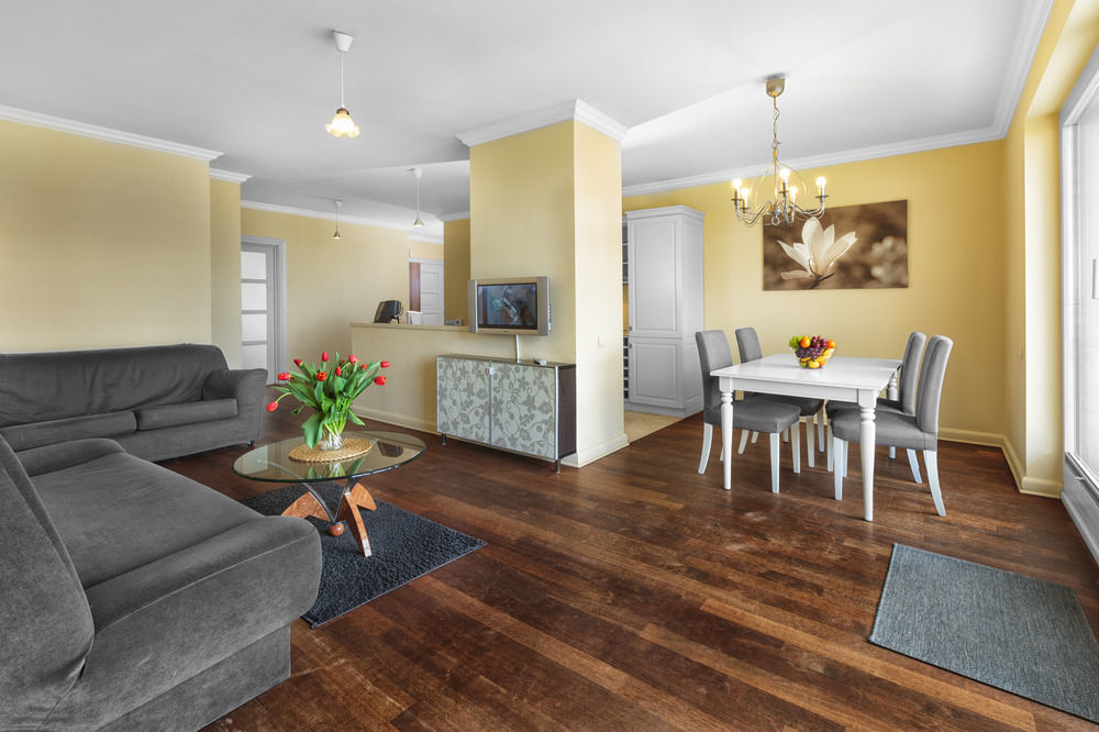Adler Bed&Breakfast Apartment Lodz  Exterior photo
